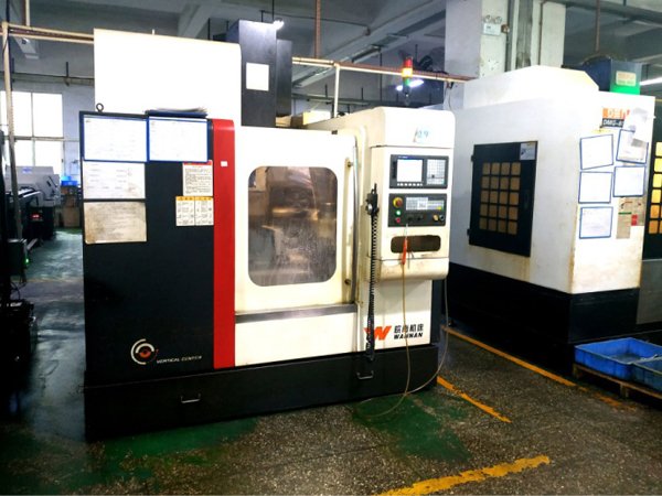 cnc-machining-machine-11
