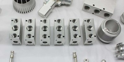 Bead blasted + Anodizing type II (Glossy)