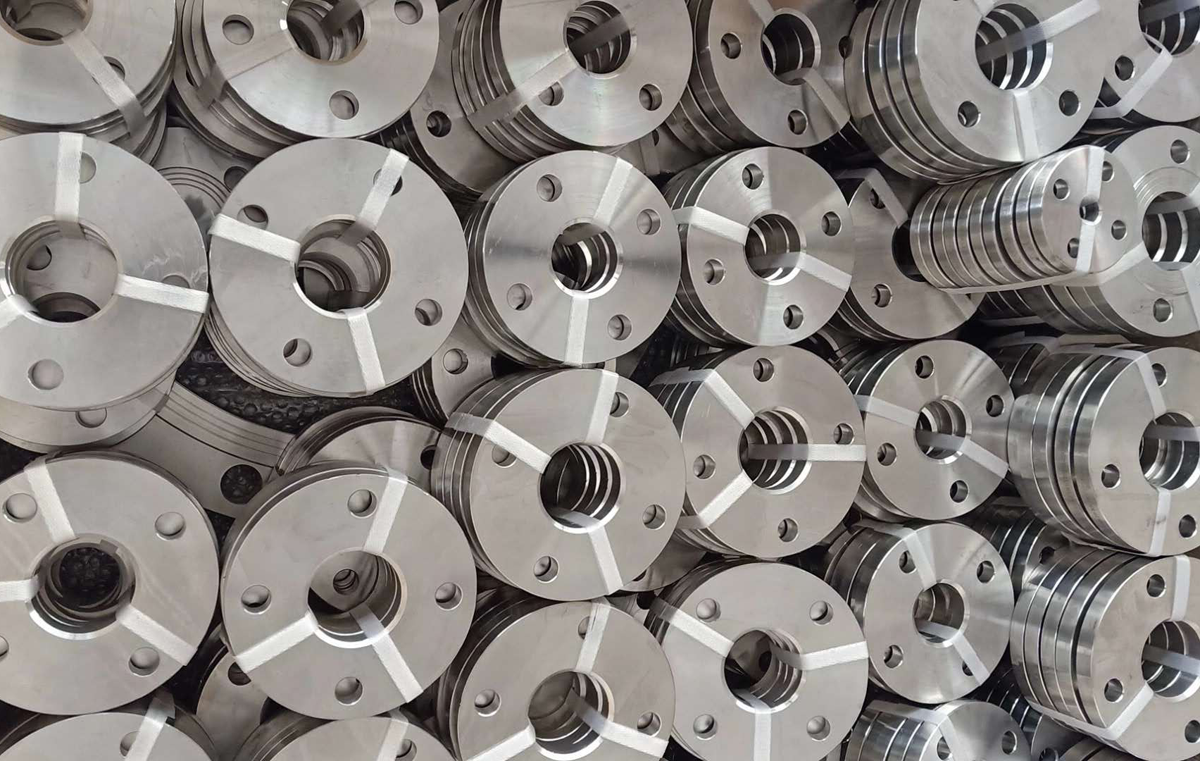Stainless Steel and Alloy Steel What is the Difference CYCO
